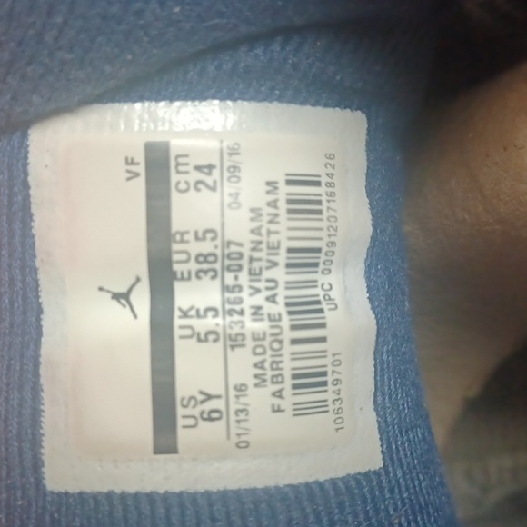 Jordan 12s - Picture 10 of 10